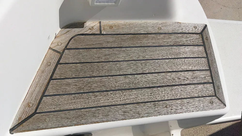TEAK Prima 01
